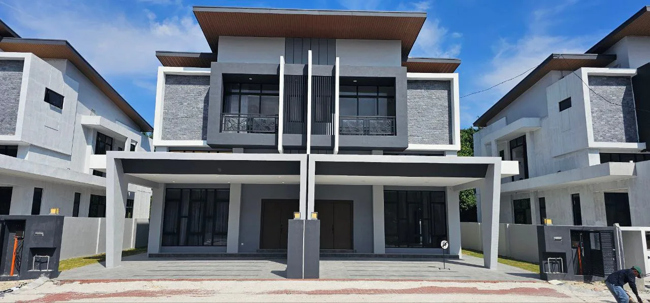Diamond Pavilion Botani completed double storey semi-D facade